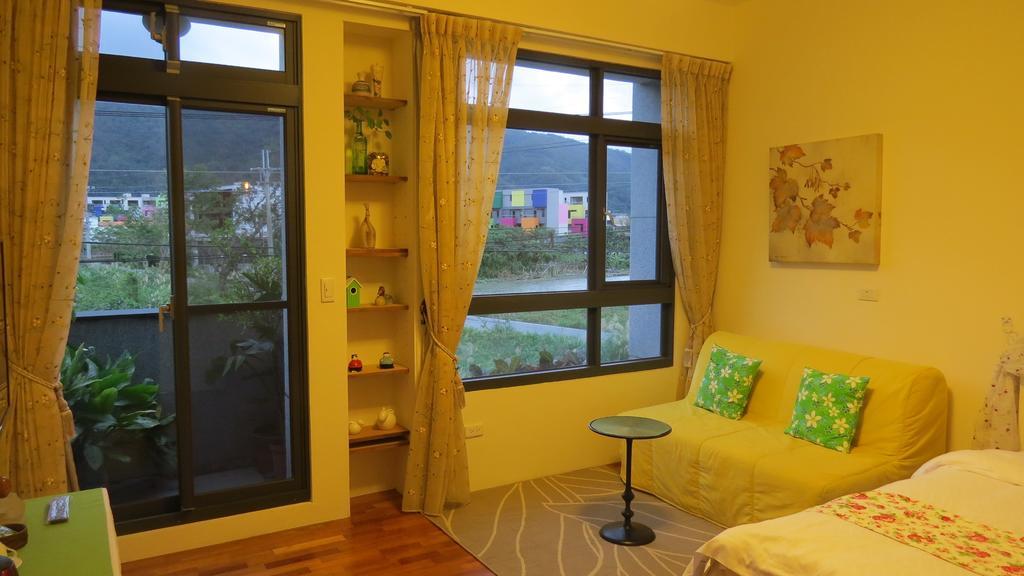 Slower Life B&B Цзяоси Номер фото