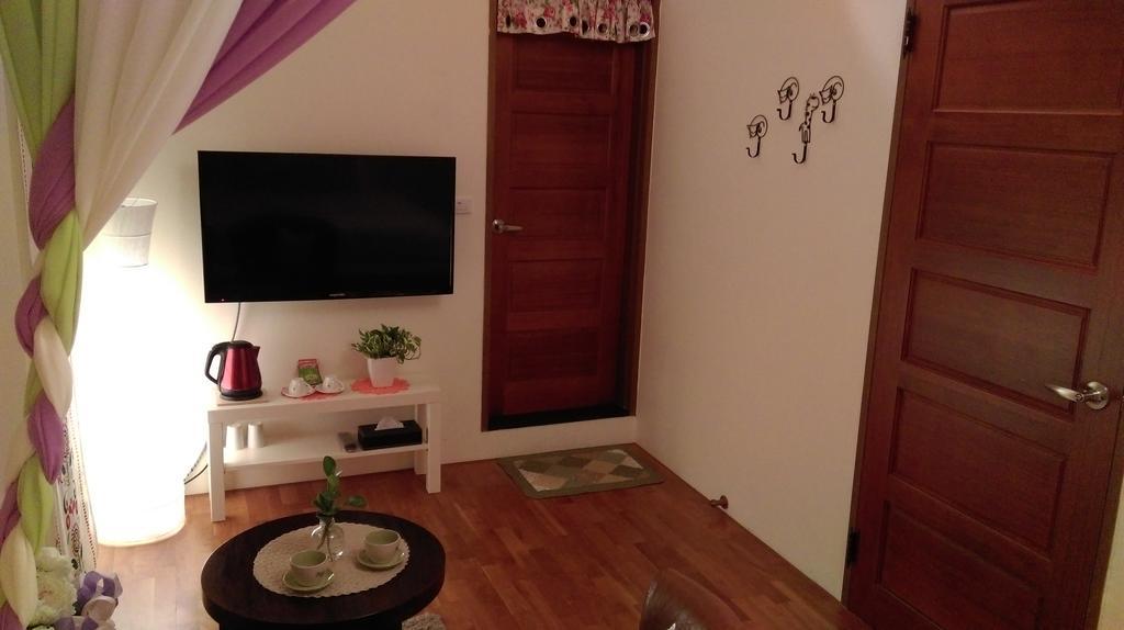 Slower Life B&B Цзяоси Экстерьер фото
